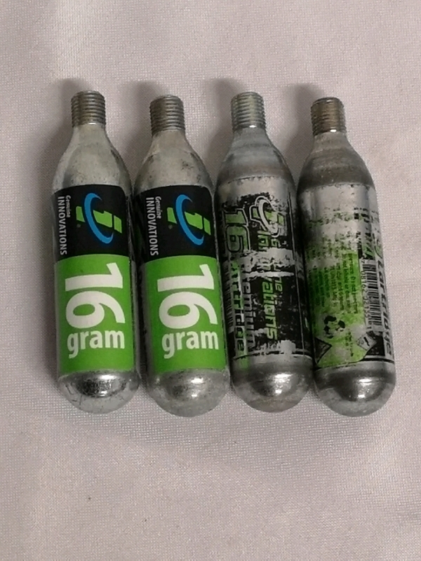 4 New Genuine Innovations 16g Threaded CO2 Cartridges