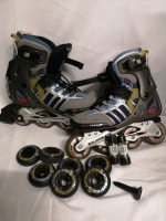 Ladies Rollerblades sz 9 + Bearings