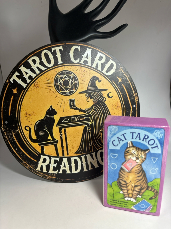 Vibrant Vintage Witch and Cat Tarot Foil Engraving Sign Cat Tarot Deck <br/>