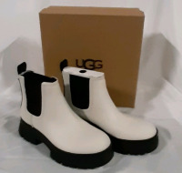 NEW in Box - Women's Ashton Chelsea Boot Size 6.5