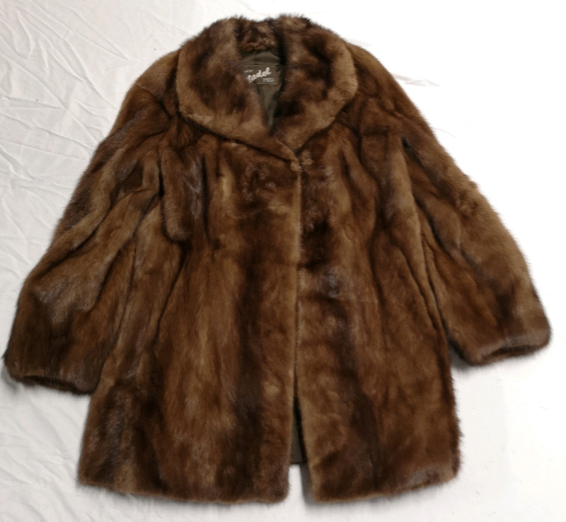 Vintage Ladies Furs Inc. Hamilton Fur Coat no Size