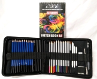 New 40-Piece Art Kit in Zippered Case