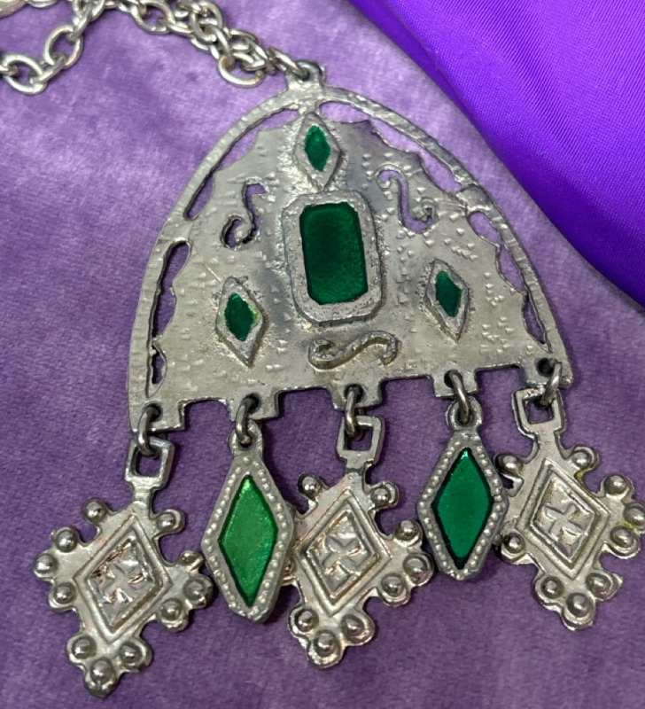 Vintage Turkish Ottoman Eastern Style Stunning Green Enamel Silver Necklace