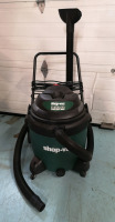 75.7L Shop Vac with Attachments and on Wheels - Working