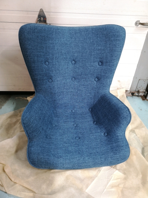 New Chair NO Legs - 25.5" W, 16.5" Deep & 26" H