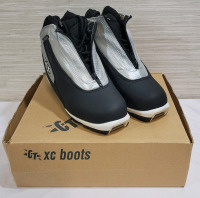 New Ladies Size 6 - CT XC Ultra Pro Cover Cross Country Ski Boots , Black & Silver , small red pen mark on front