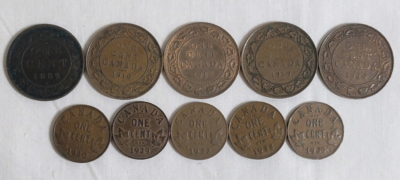 1882 - 1935 Canadian Large & Small Penny Lot . Large : 1882 , 1916 , 1918 , 1919 , 1920 . Small : 1920 , 1929 , 1932 , 1933 , 1935