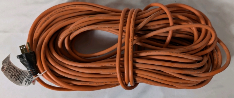 100 Foot Extension Cord 300V 75 C
