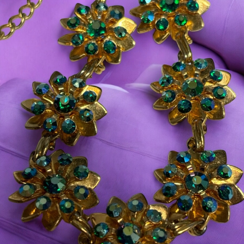 Vintage 7 Blue Green AB Link Necklace