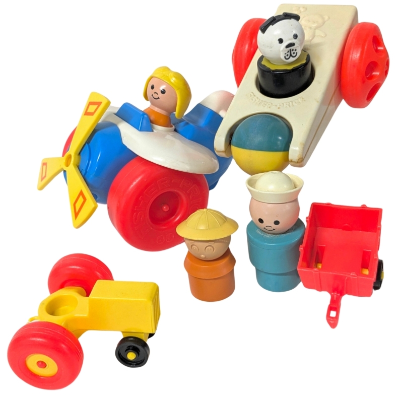 Vintage 1975 FISHER-PRICE Click'N Clatter Car w 2 "Big" Little People (3.5"), TupperToy Figure (3") & 1980 Pull-Along Airplane Toy