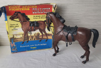 1960s MARX Toys Fort Apache Fighters " Comanche " Movable Cavalry Horse w/Original Box .