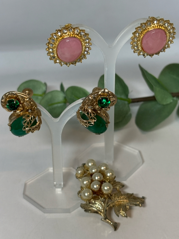 FAC Butler Rose Quartz Pave Earrings Green Cab Rhinestone Earrings Vintage Brooch