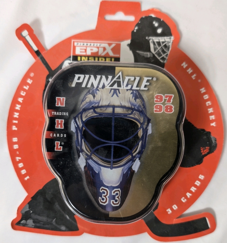 1997-98 Pinnacle NHL Hockey TIN Box Contains 30 Cards