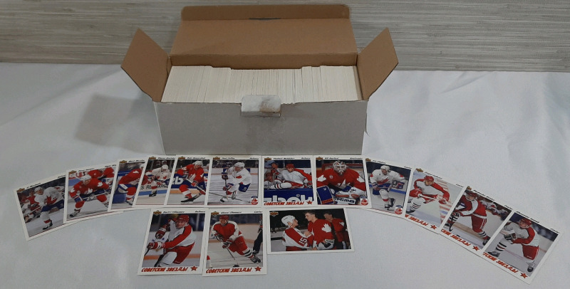 1991-92 Upper Deck Complete Hockey Trading Card Set, #1-700, Includes Teemu Selanne, Nicklas Lidstrom, Peter Forsberg and Wayne Gretzky