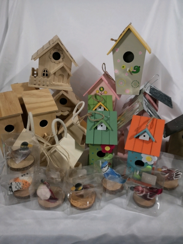 Large Lot of Birdhouses + Storage Tote