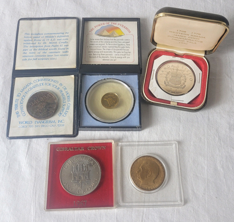 World Coin & Token Lot . 1984 Egypt , 1976 Israel , 1961 Sweden , 1970 Samoa & 1967 Gibraltar . Five (5) Coins