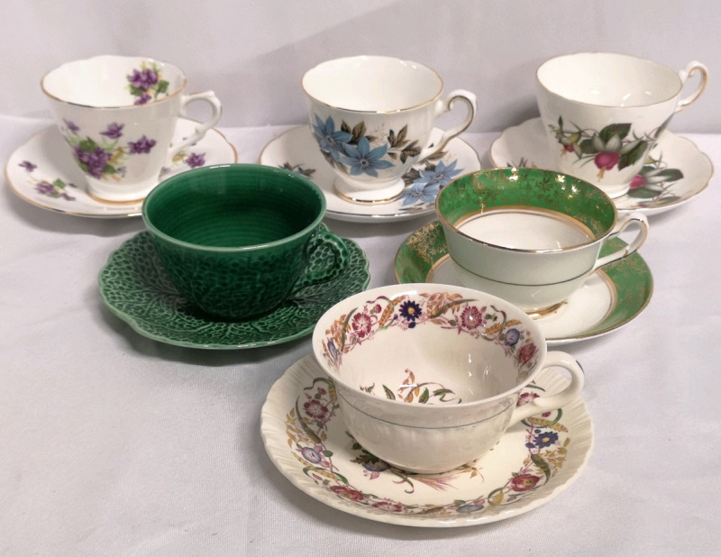 6 Vintage Teacups & Saucers - Collingwood's, Regency, Wedgwood +