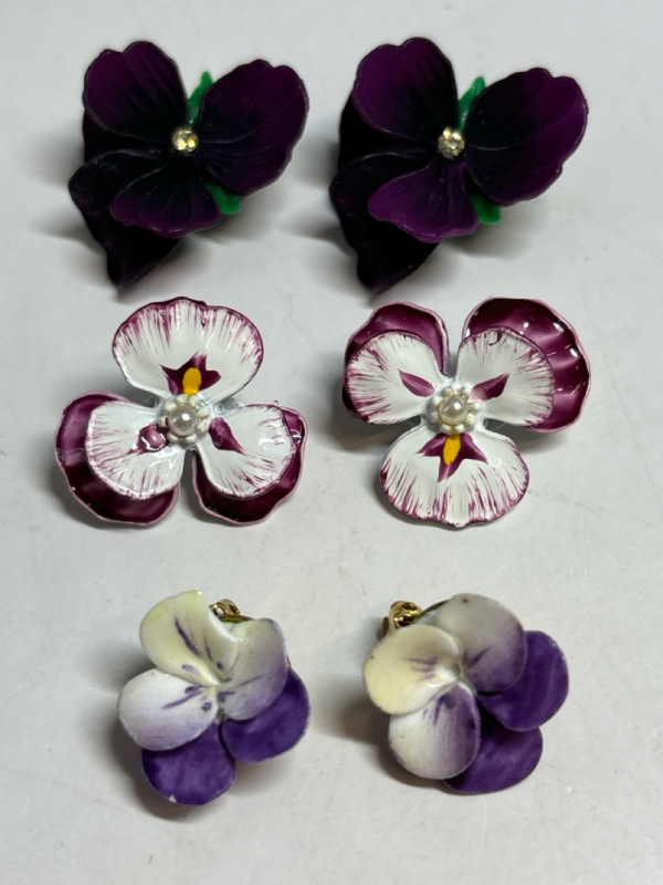 Celluloid Violet Earrings 1950s Pansy Earrings 2 Johnny Jump Ups Violet Brooches