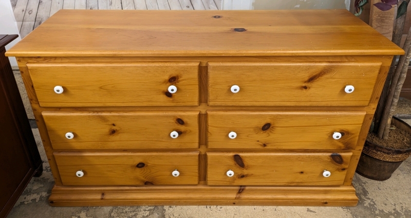 Munro Pine Double Dresser