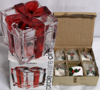 6 Christmas Napkin Rings & Glass Gift Box