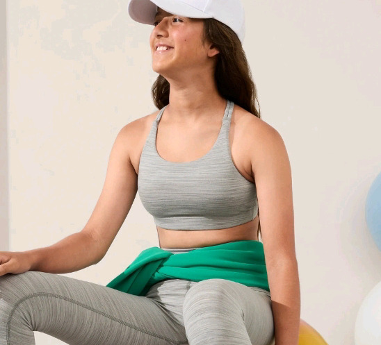 New | Womens Size: Small / 7 | Colour: Grey Matter | Athleta Upbeat Bra