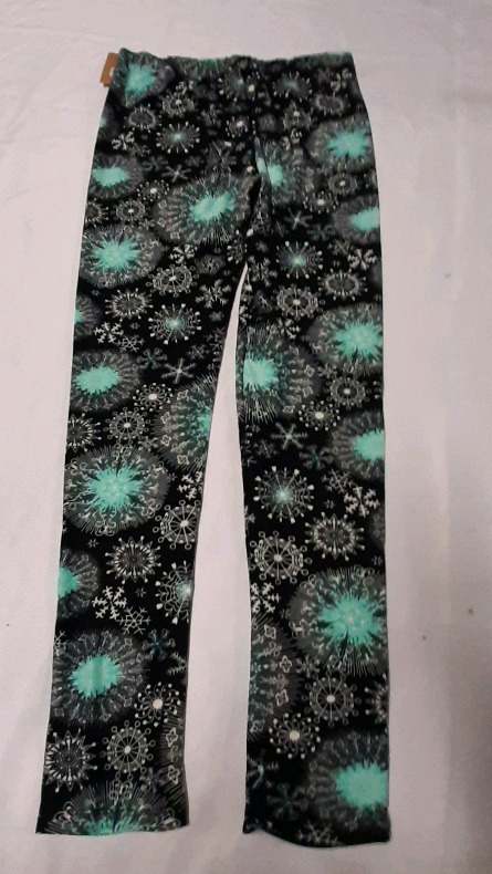 New Size M/L Just Cozy All Season Leggings