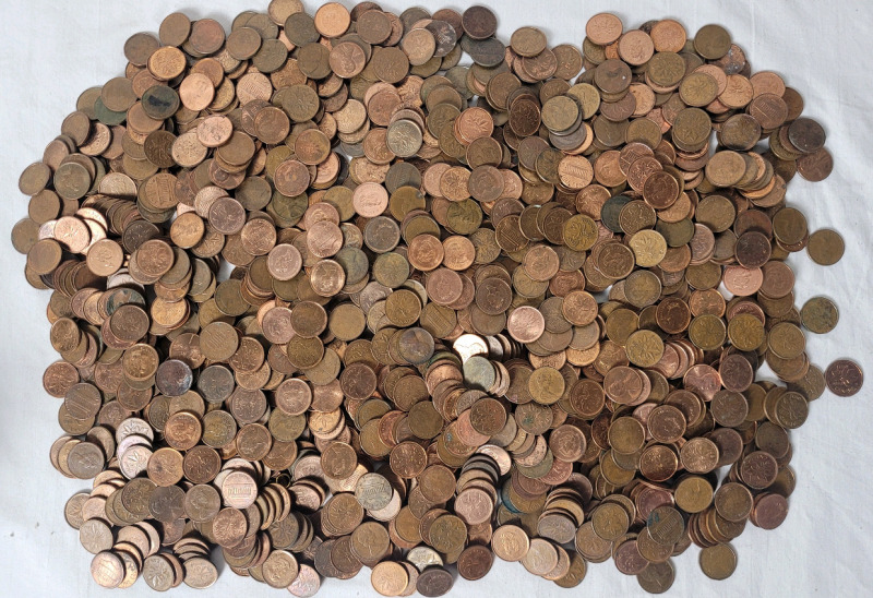 7.5+ lbs Canadian & USA Penny Lot . Various Years and Condition