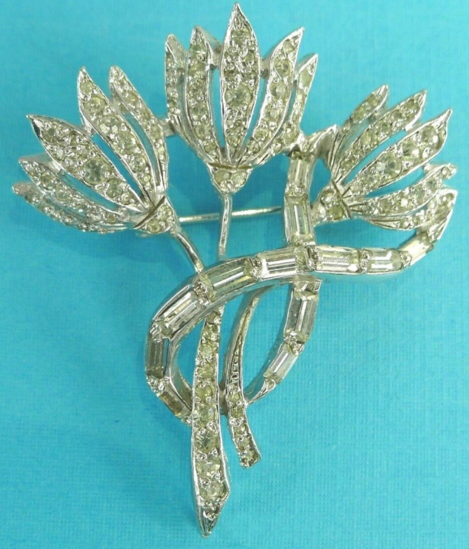 Stunning Baguettes and Diamanté Crystal 3 head Tulip Brooch Signed Keyes.