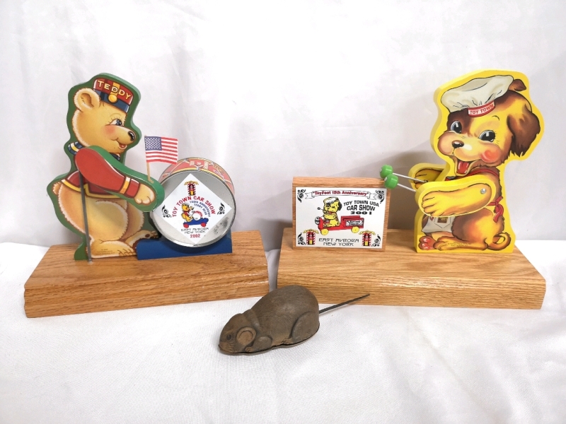 Metal Wind-up Mouse Toy & Toy Town USA Car Show Advertisements