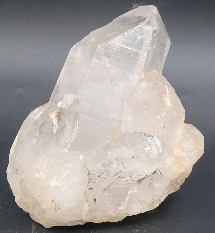 Triple A Clear Quartz Cluster . Measures 3" tall