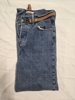 Size 29 LEVIS Ribcage Straight Jeans w Braided Belt