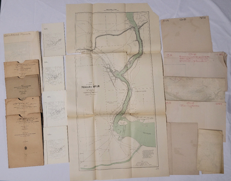 Vintage Canada / Ontario Department of Mines Eastern Ontario Mining Maps Plus 1905 Map of Gorge of Niagara River . Gorge map does have condition issues see photos (tear , bend & fold marks)