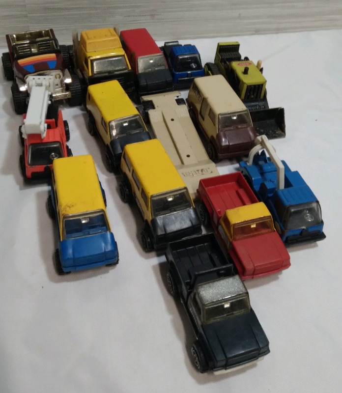 12 TONKA Diecast Miniature Trucks 3"-4" Difference