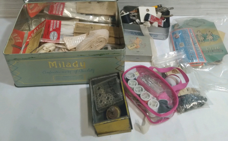 Vintage makeup and Trinket Tin and Accessories for Sewing