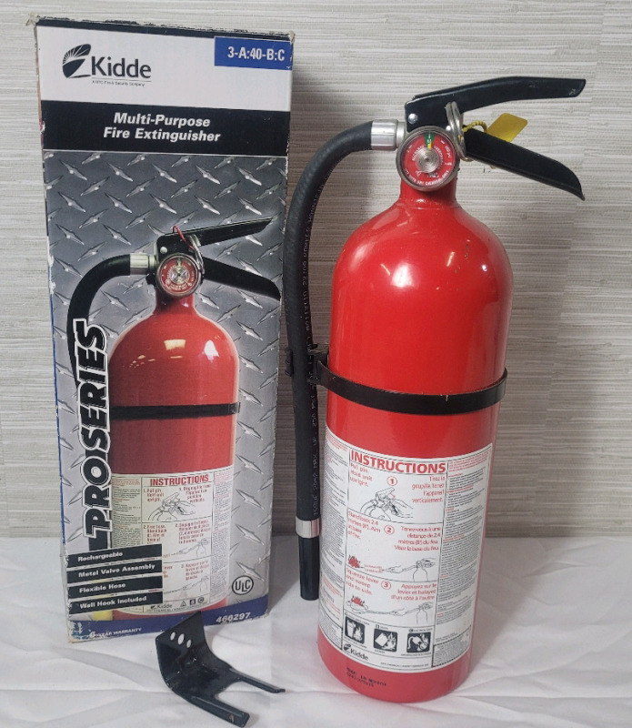 Kidde Multi-Purpose Rechargeable Fire Extinguisher , Full . No Expiration Date Listed . Rated for Fighting Class " A " Fires