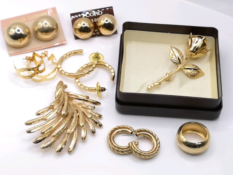 Glorious Gold Tone Jewelry - Earrings & Brooches