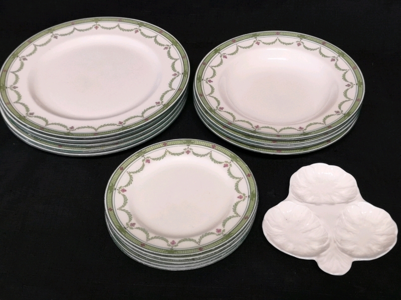 14 Royal Doulton Plates & Coalport Nut Dish