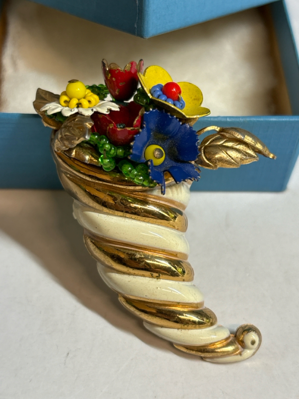 Rare Vintage Cornucopia Figural Enameled & Flower Filled Large Brooch 1946 Coro