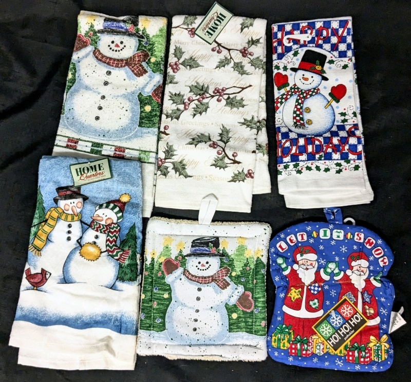 6 New Winter / Christmas-Themed Kitchen Gear: Dish Towels, Pot Holder & Trivet | Trivet Measures 7.5" x 8"