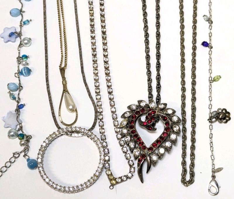 5 Assorted Necklaces Up to 24" Long & 2 Bracelets Up to 10" Long