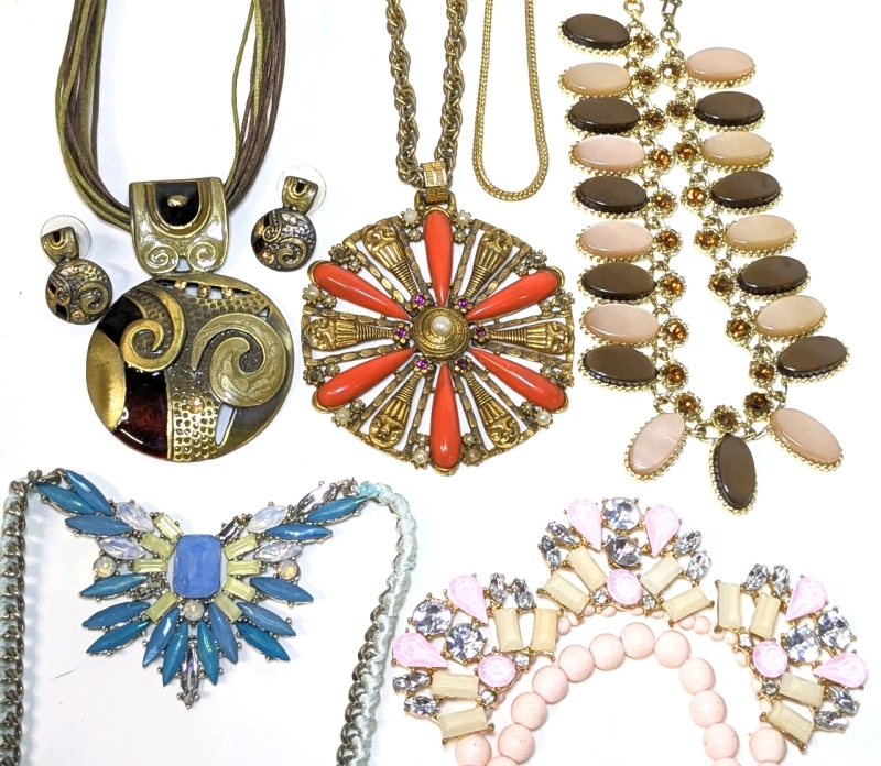 Unique Large 2.5" Diam Pierrot Clown Face Coral Necklace + Necklace Earrings Set + 4 Additional Necklaces | Up to 23" Long