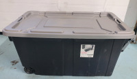 Sterilite Industrial 151L Storage Bin & Lid on Wheels with Pull Handle