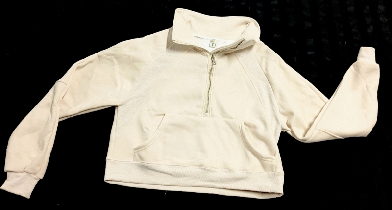 New Size Small (Oversized) | &frac34; Zip Crop Front Pocket Cotton Mix Sweatshirt