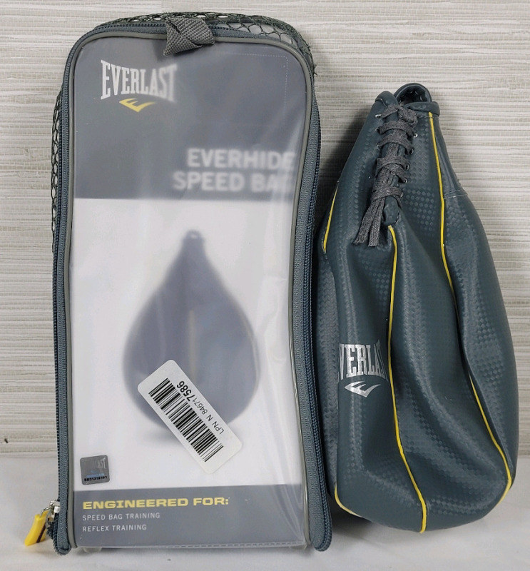 New - Everlast Everhide Speed Bag .