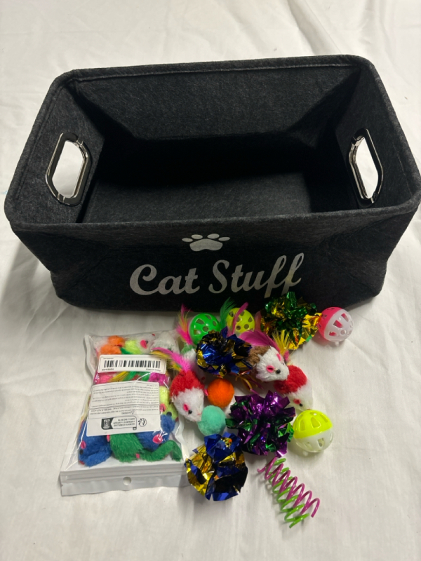 New Whimsical Felt Pet Toy Storage Box Durable Fabric Collapsible Easy to Clean Perfect Organizer for Cat Toys and Home Decor for Cat Lovers