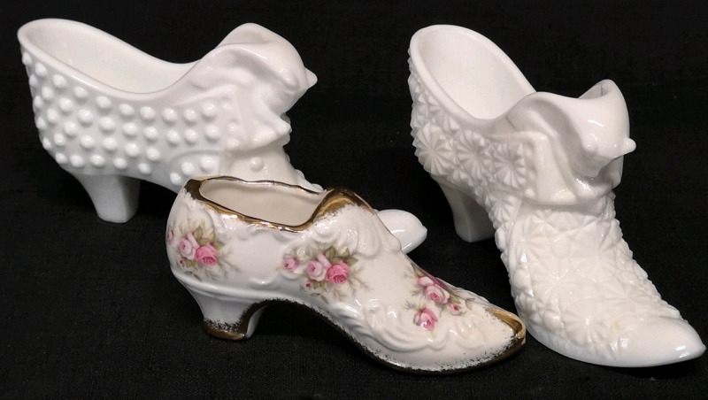 Unsigned Fenton Hobnail Puss and Boots Shoe + Paragon Shoe - Victoriana Rose
