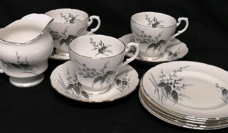 12 Paragon Dishes - Cups & Saucers + Creamer + Side Plates Wild Grass & Leaf Pattern