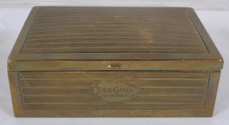 Vintage State Express Brass Cigarette Box , measures 4 5/8"&times;3 1/4"&times;1 5/8"