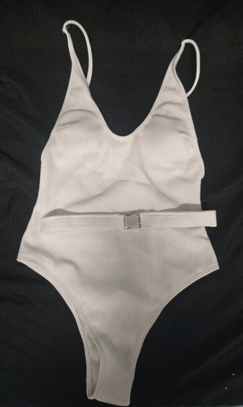 New | Womens White Size: Small Bathing Suit