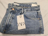 New | Zara Mens Size: 42 Low Rise Straight Jean's * Retails For $59.90 *